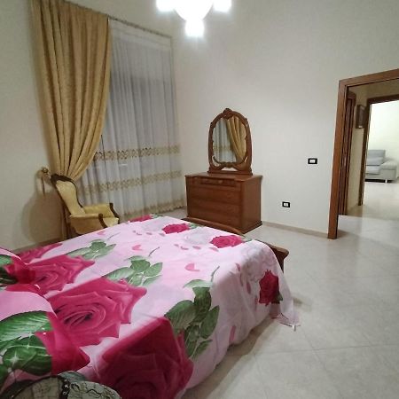 טרני Casa Vacanze Al Castello מראה חיצוני תמונה