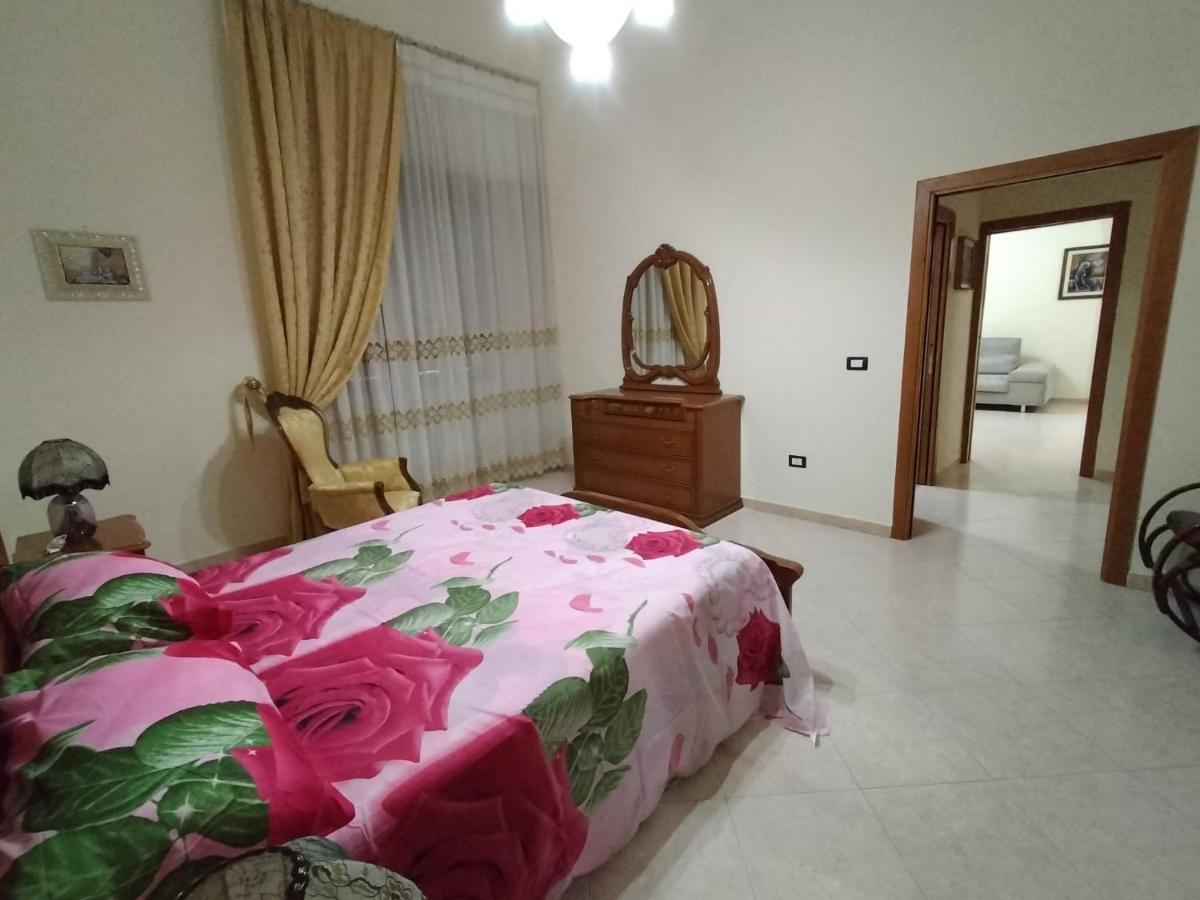 טרני Casa Vacanze Al Castello מראה חיצוני תמונה