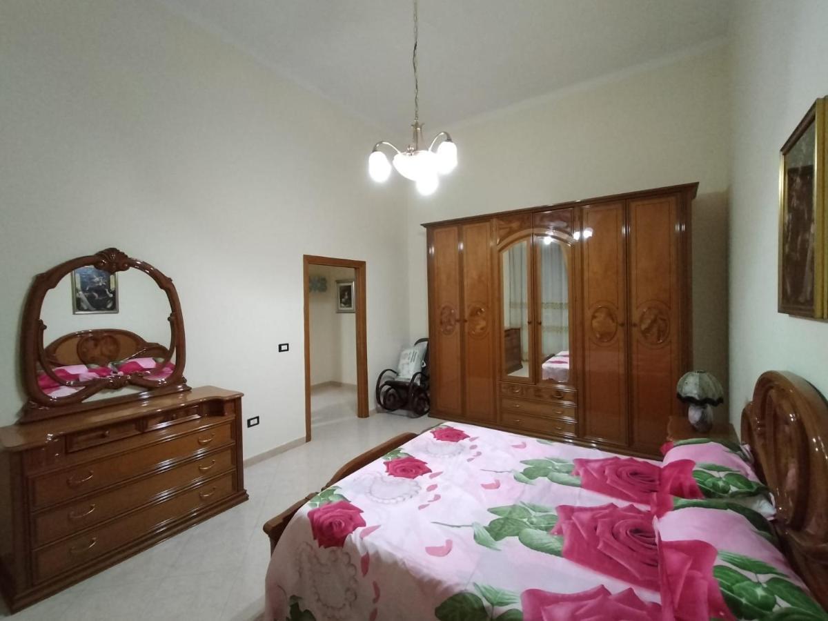 טרני Casa Vacanze Al Castello מראה חיצוני תמונה