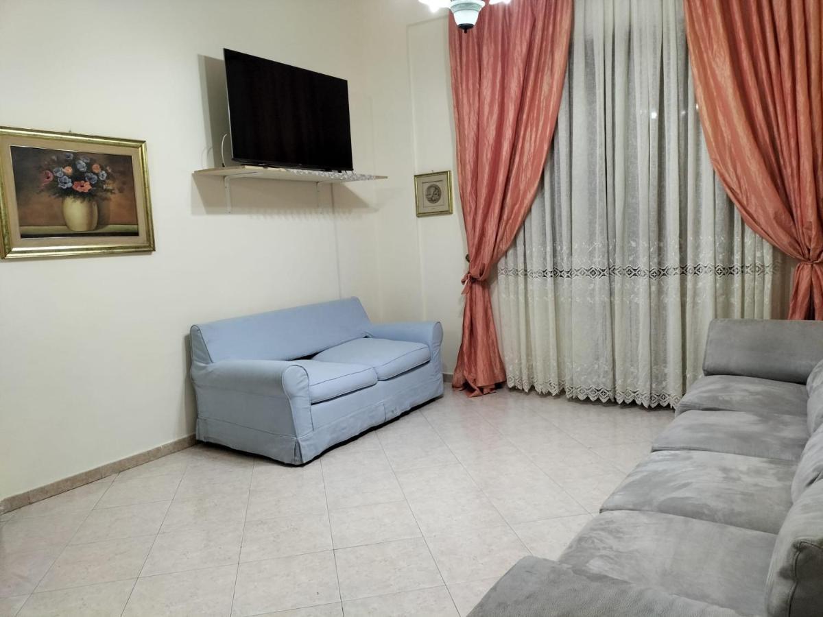 טרני Casa Vacanze Al Castello מראה חיצוני תמונה