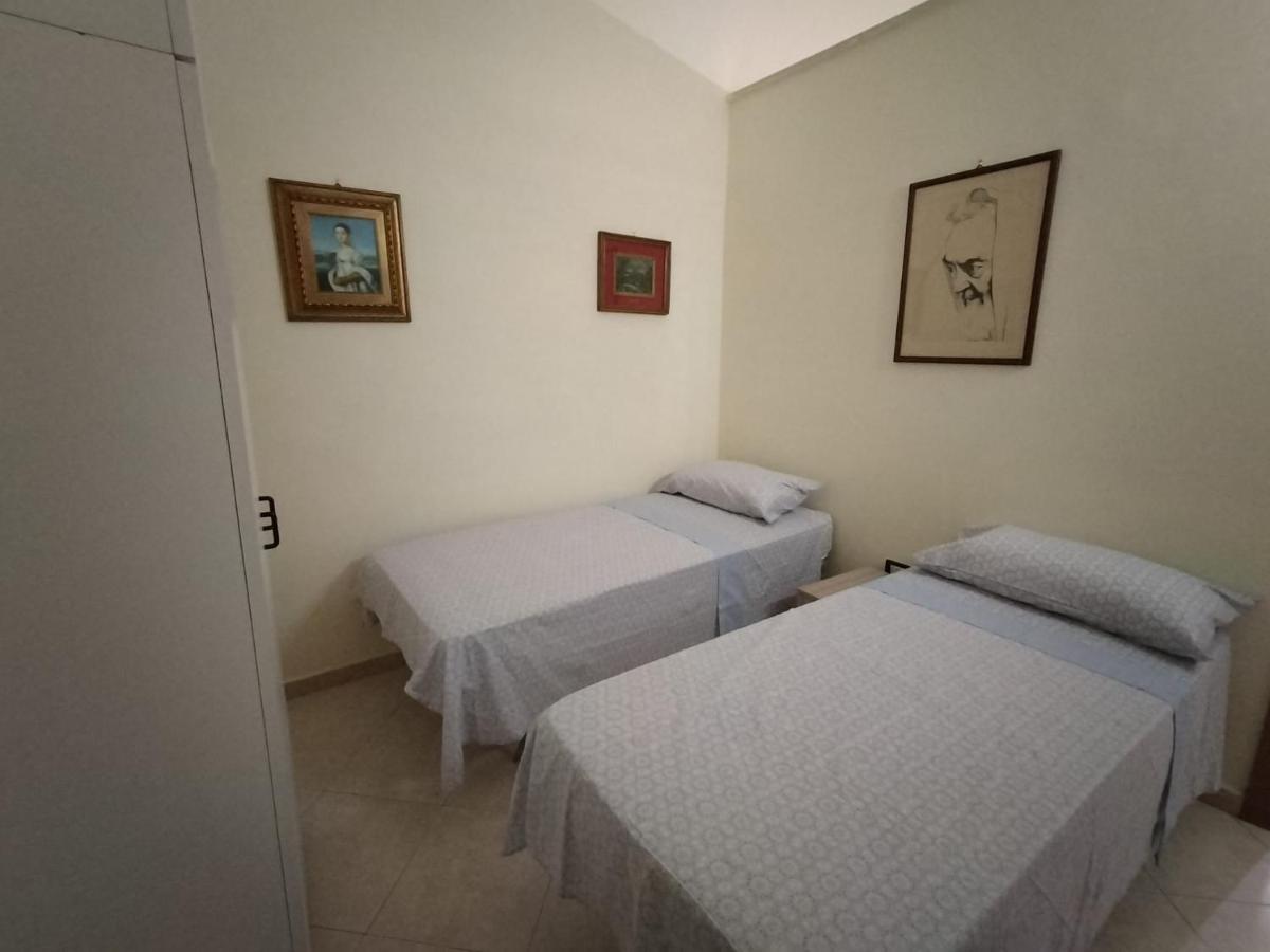 טרני Casa Vacanze Al Castello מראה חיצוני תמונה